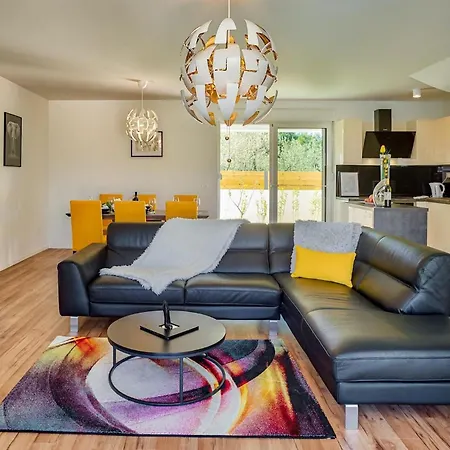 Vlahov Iv Holiday home *